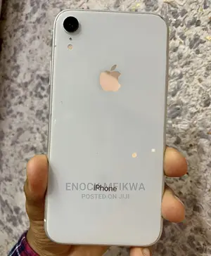 Apple iPhone XR 64 GB White