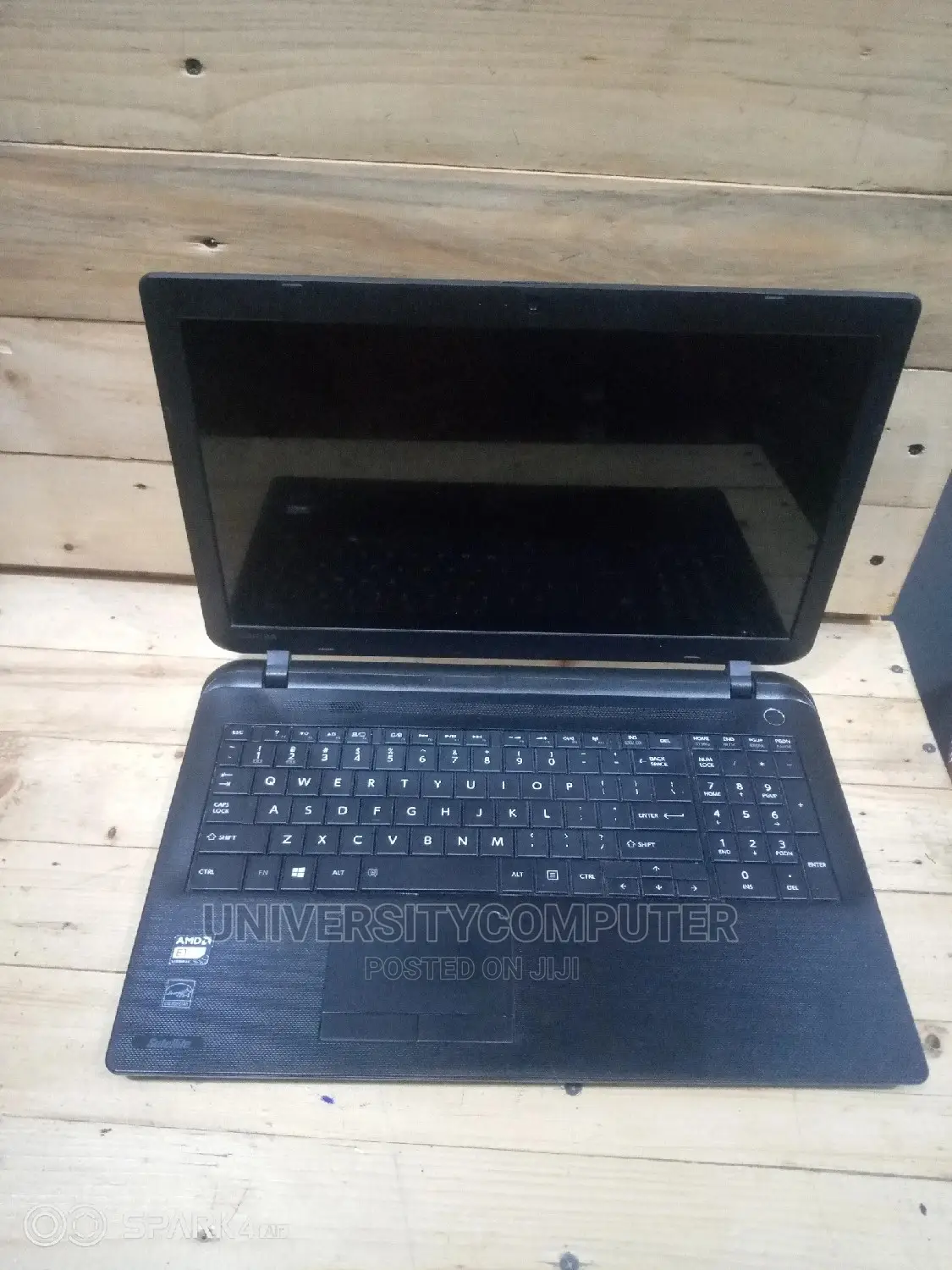 Laptop Toshiba Satellite Pro C640 4GB AMD HDD 500GB