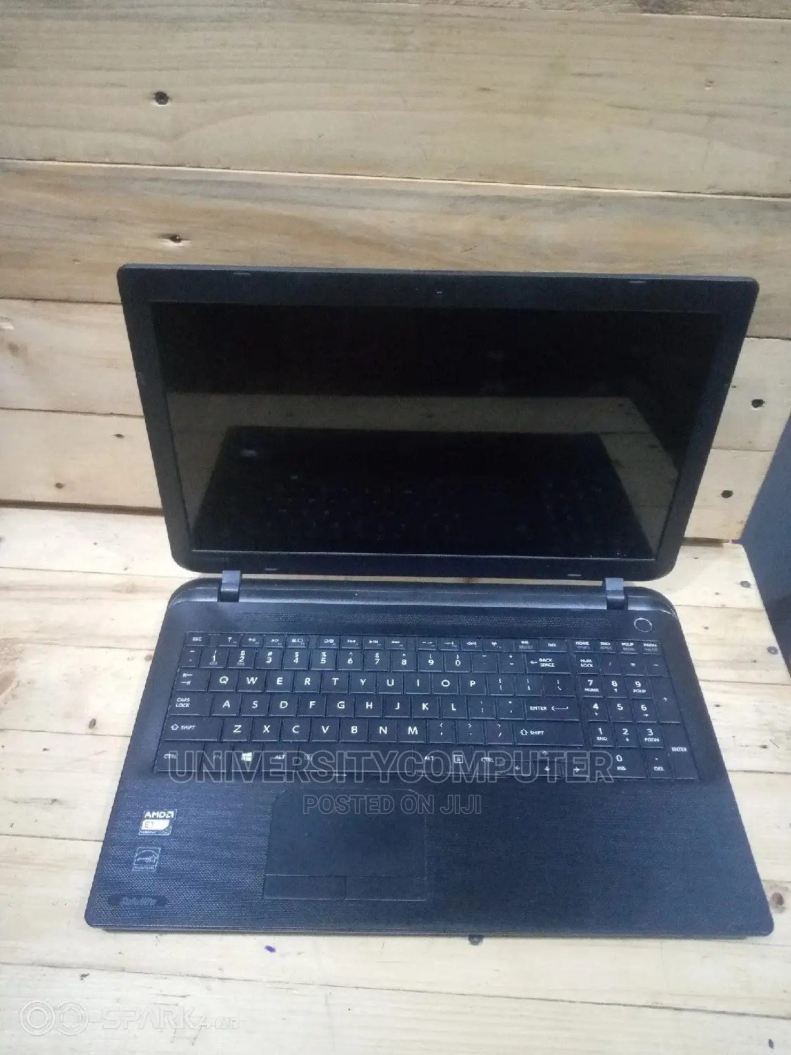 Laptop Toshiba Satellite Pro C640 4GB AMD HDD 500GB