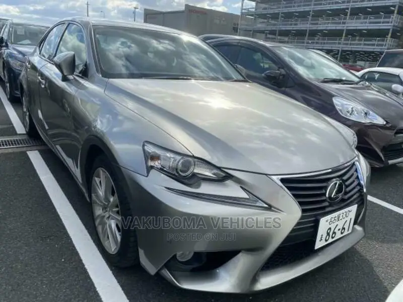 Lexus IS 2015 Gray