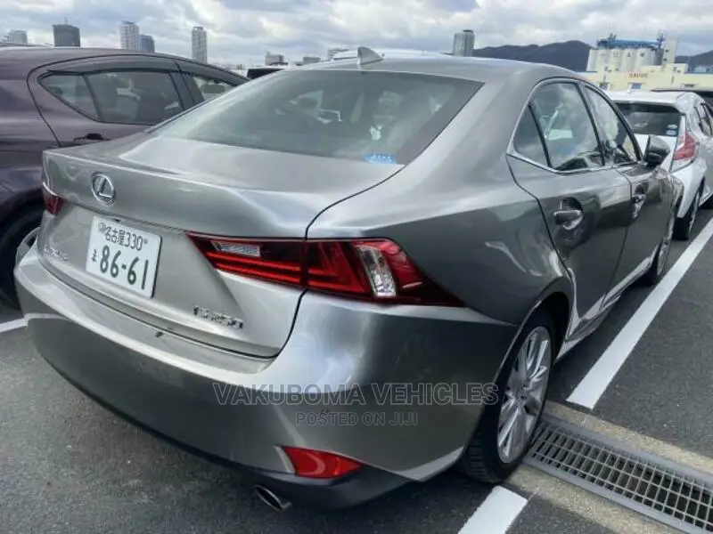 Lexus IS 2015 Gray