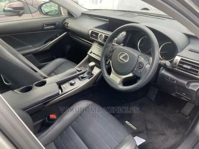 Lexus IS 2015 Gray