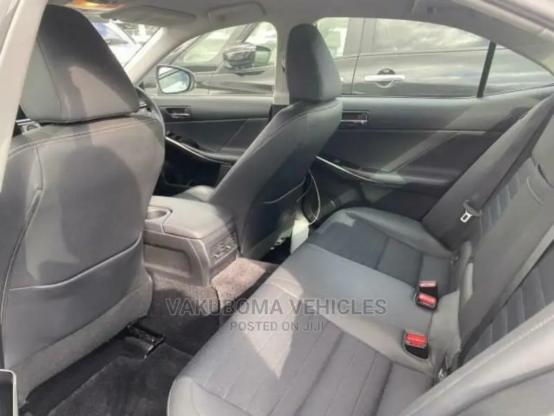 Lexus IS 2015 Gray