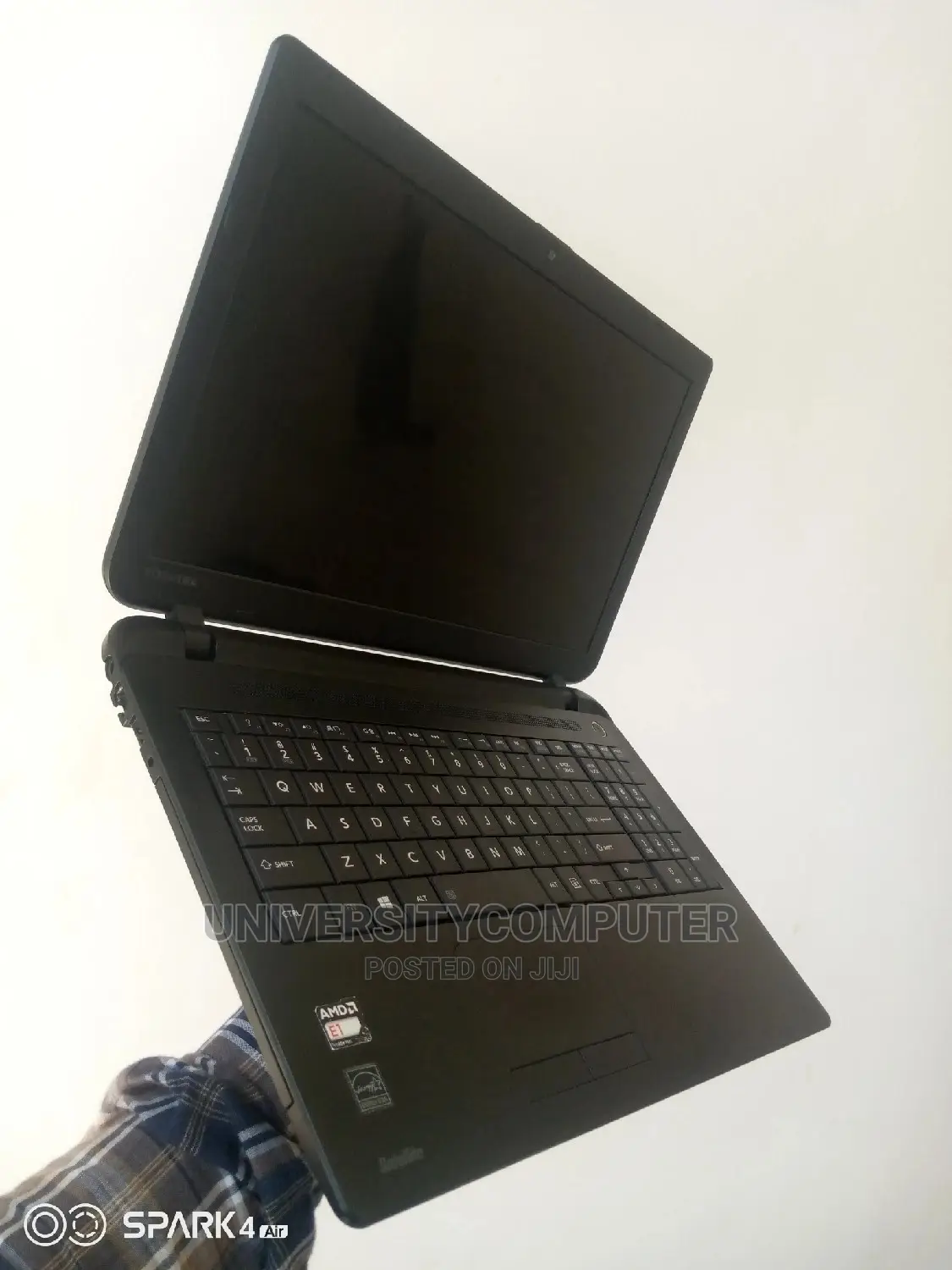 Laptop Toshiba Satellite C50 4GB AMD A4 HDD 500GB