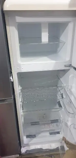 Yana Refrigerator 218L