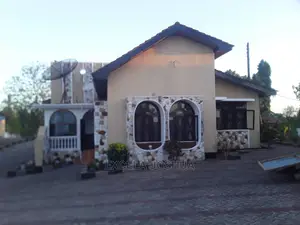 5bdrm House in , Kinondoni for Sale