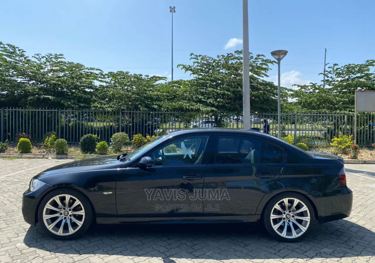 BMW 320i 2006 Black