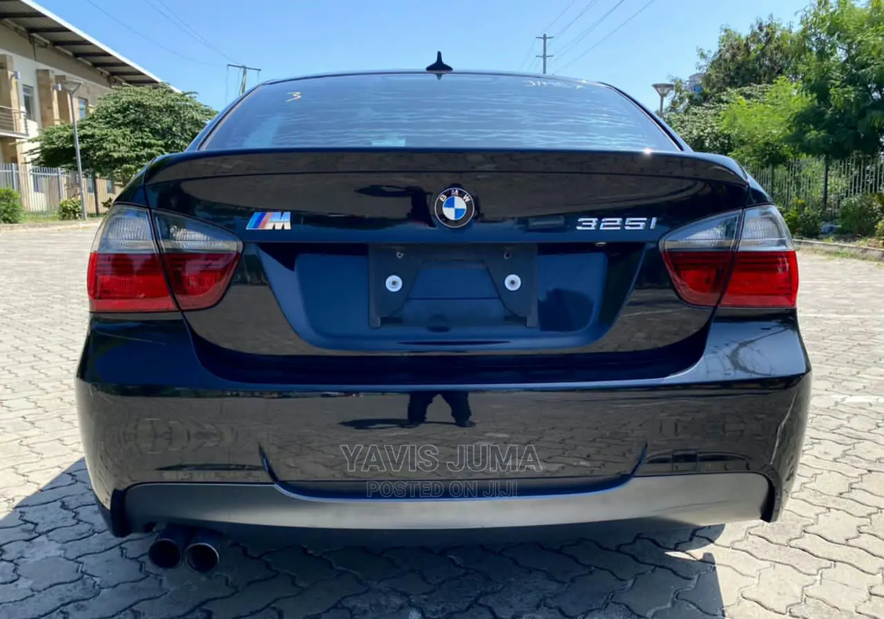 BMW 320i 2006 Black