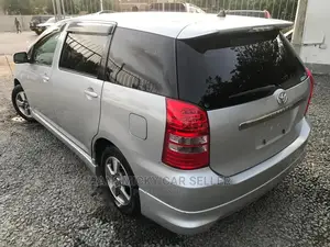 Toyota Wish 2006 Silver