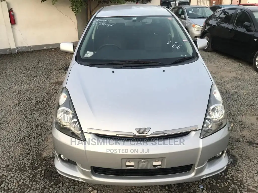 Toyota Wish 2006 Silver