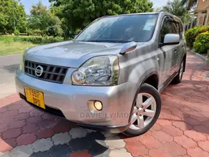 Nissan X-Trail 2009 Silver