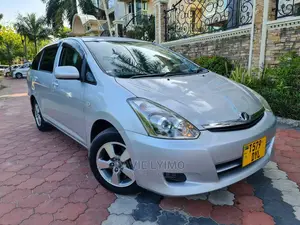 Toyota Wish 2006 Silver