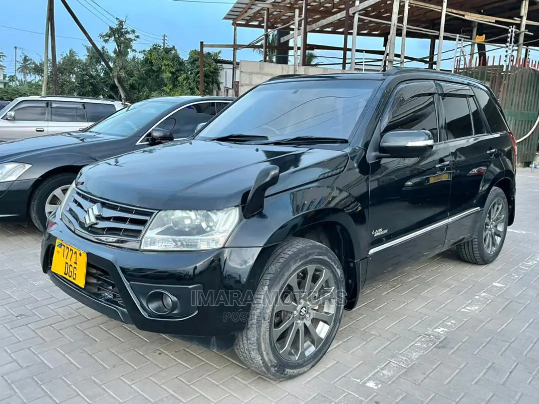 Suzuki Escudo 2014 SV Premium Black