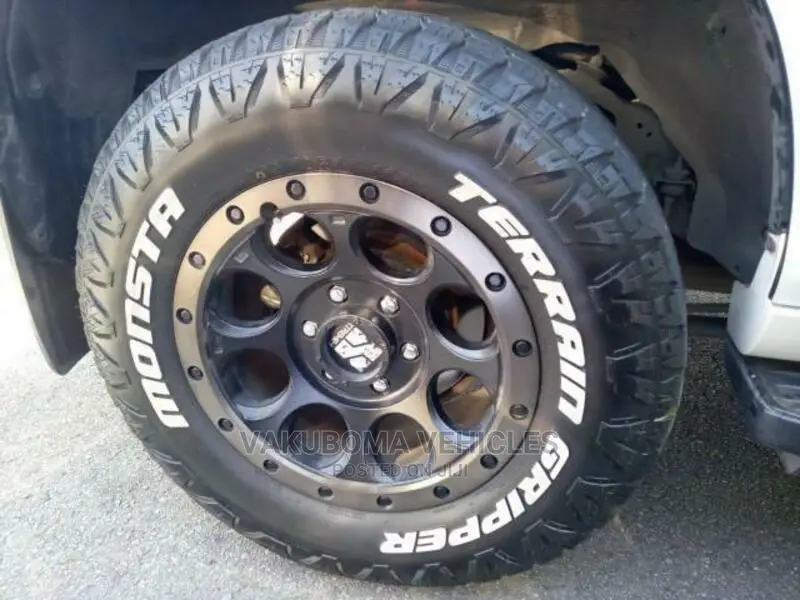 Toyota Land Cruiser Prado 2018 Pearl