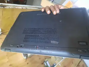 Laptop HP EliteBook 745 4GB AMD A10 HDD 320GB