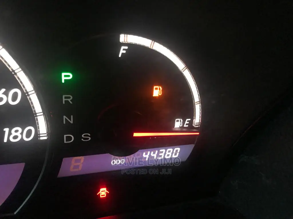 Toyota Crown Royale 2005 Black