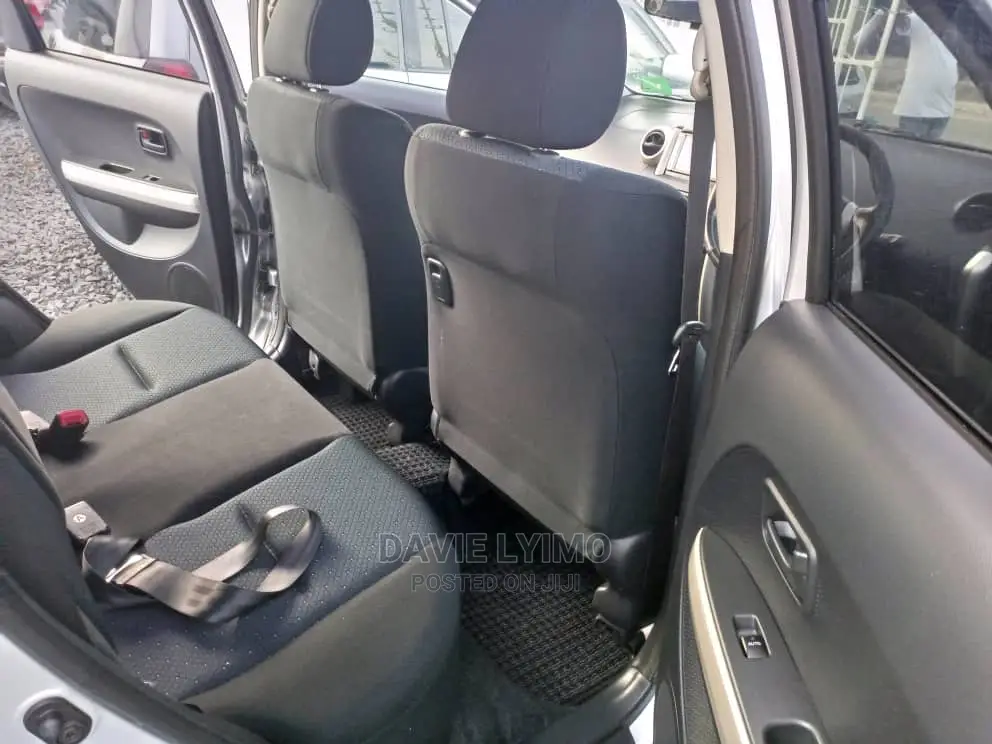 Toyota IST 2006 Silver
