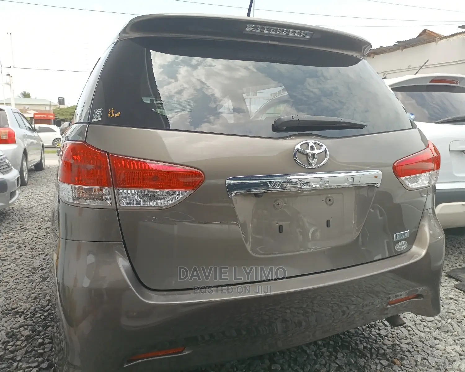 Toyota Wish 2009 Brown