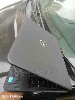 Laptop Dell Inspiron 15 4GB Intel Core I3 HDD 500GB
