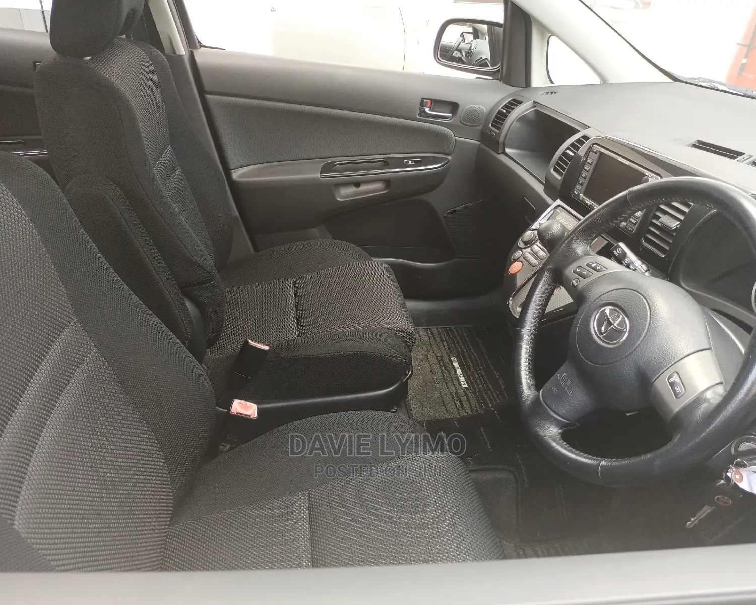 Toyota Wish 2003 White