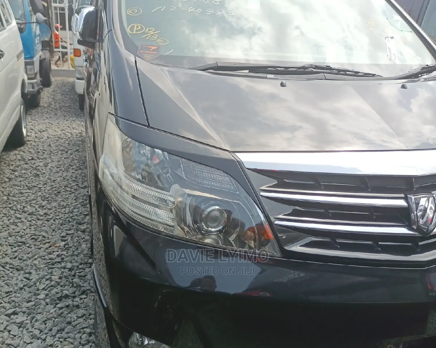 Toyota Alphard 2007