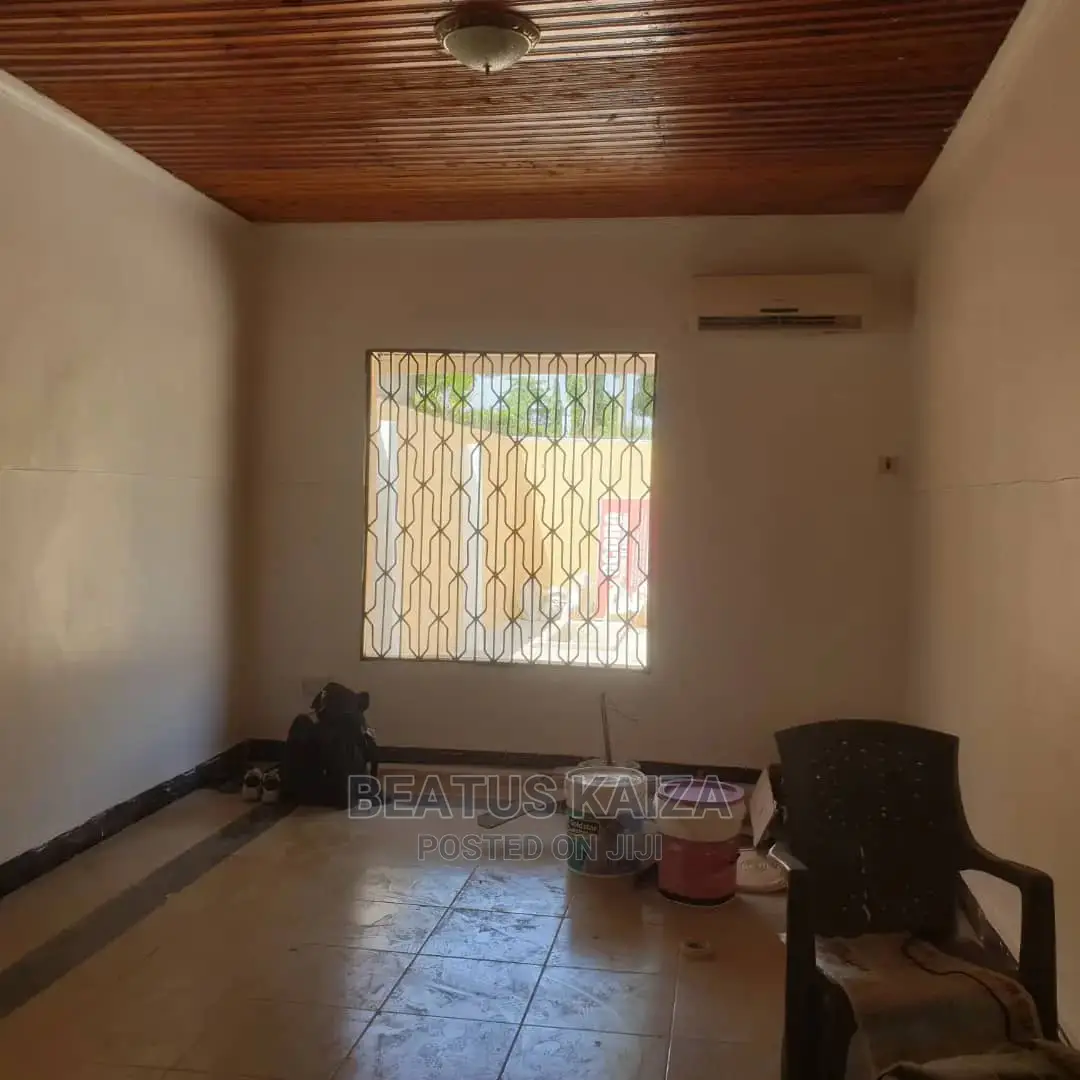 4bdrm House in Kinondoni Studio for rent