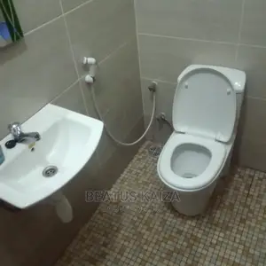 4bdrm House in Kinondoni Studio for rent