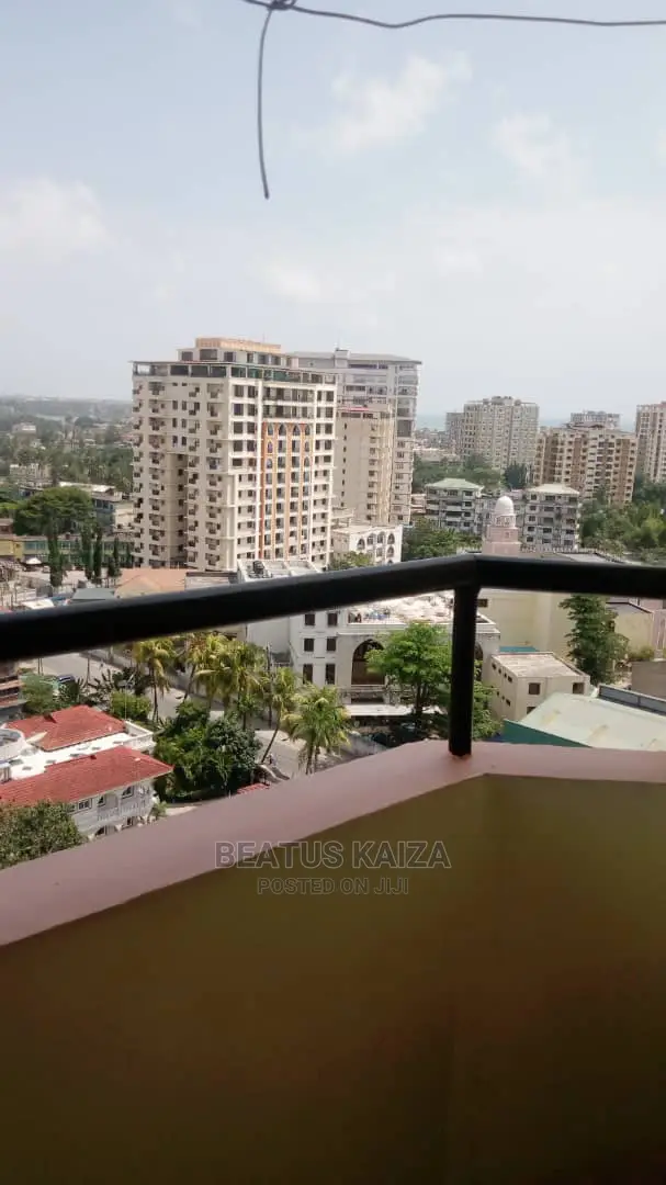 3bdrm Block of Flats in Upanga Mfaume Street for rent