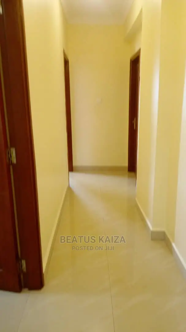 3bdrm Block of Flats in Upanga Mfaume Street for rent