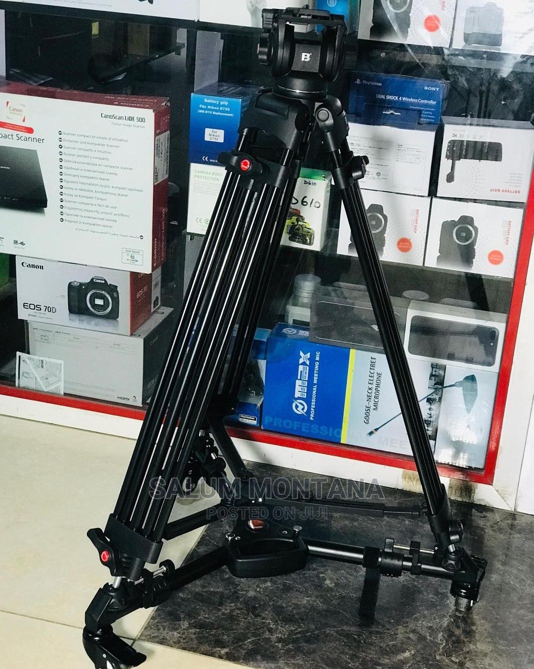 Heavy Duty Tripod Stand With Wheel in Ilala Accessories & Supplies
