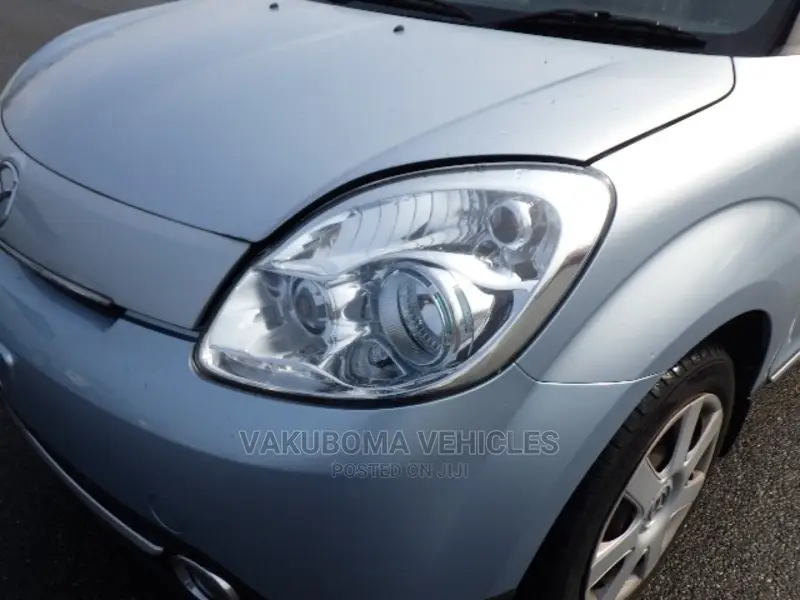 Mazda Verisa 2007 Silver