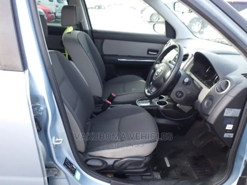 Mazda Verisa 2007 Silver