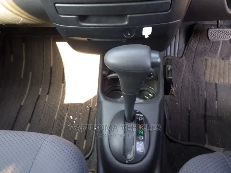 Toyota Probox 2005 Pearl