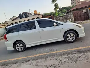 Toyota Wish 2006 White