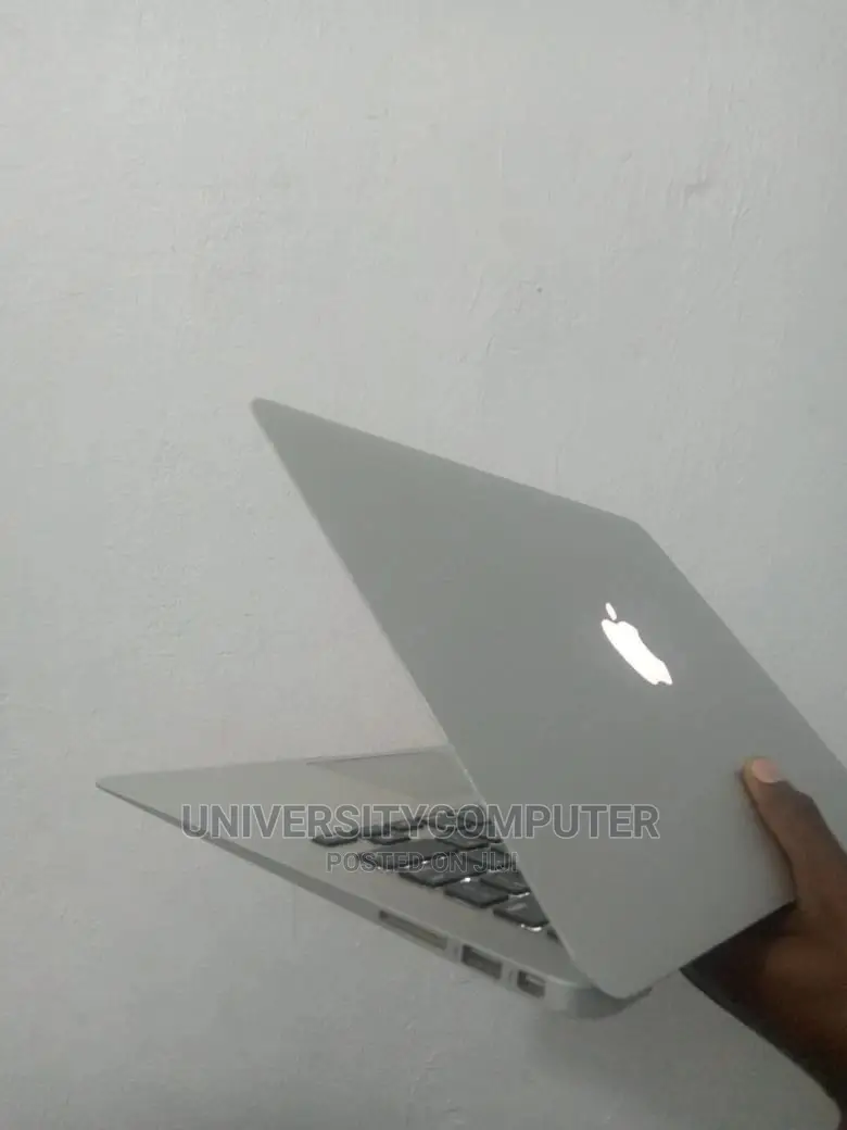 Laptop Apple MacBook Air 2014 4GB Intel Core I5 SSD 128GB