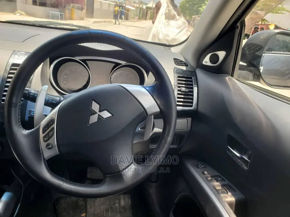 Mitsubishi Outlander 2008 Gray