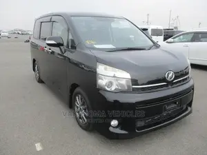 Toyota Voxy 2010 Black