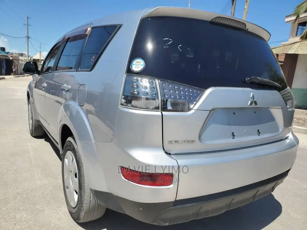 Mitsubishi Outlander 2008 Silver
