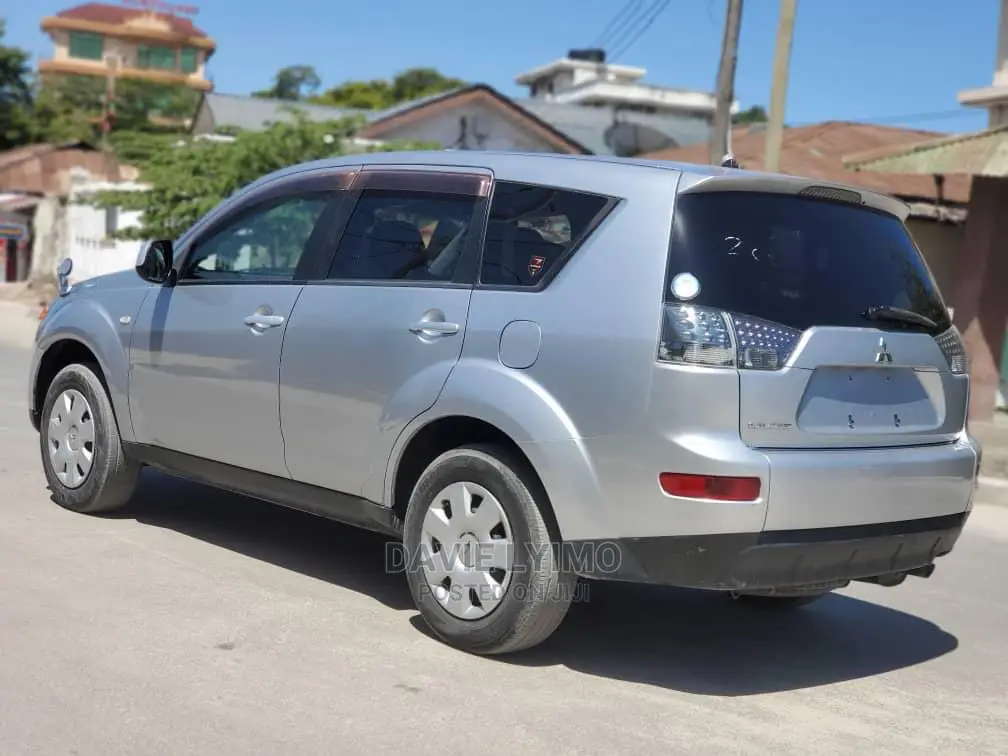 Mitsubishi Outlander 2008 Silver