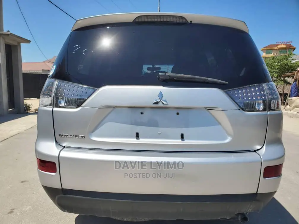 Mitsubishi Outlander 2008 Silver