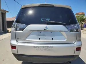 Mitsubishi Outlander 2008 Silver