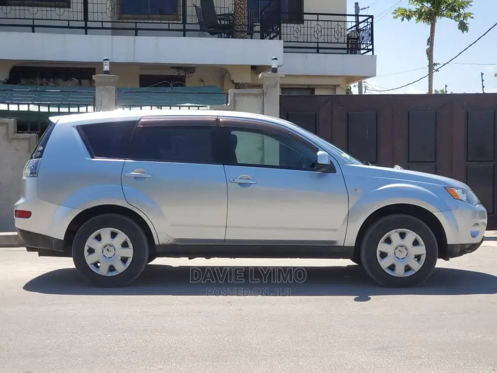 Mitsubishi Outlander 2008 Silver