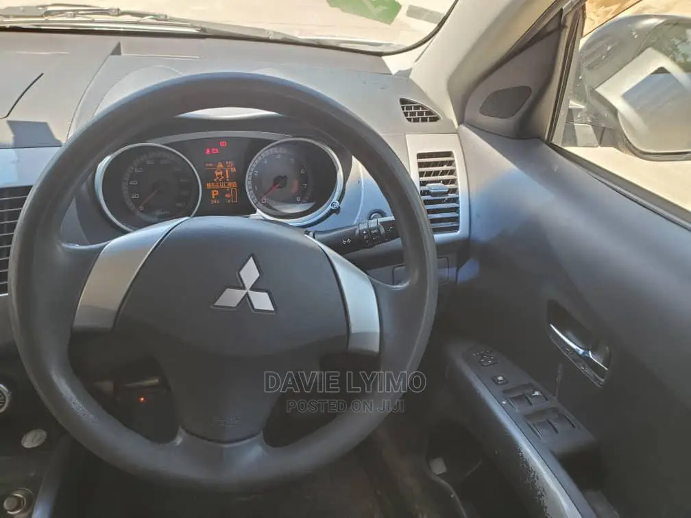 Mitsubishi Outlander 2008 Silver