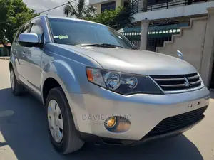 Mitsubishi Outlander 2008 Silver