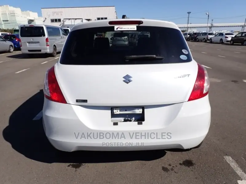 Suzuki Swift 2010 White