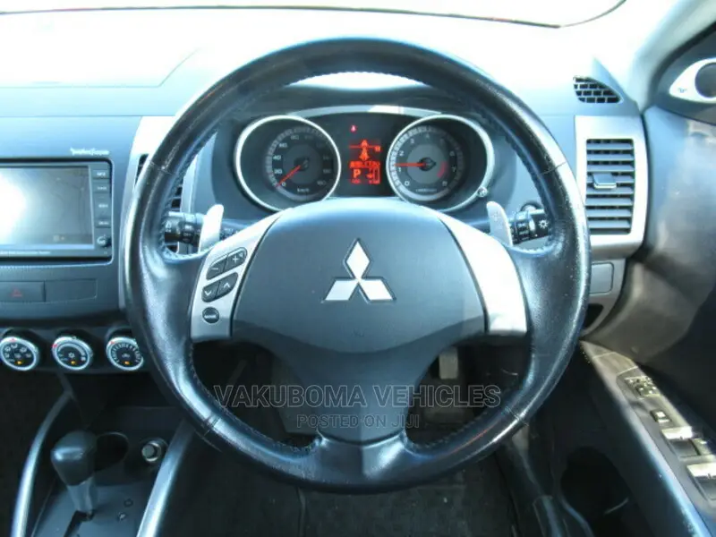 Mitsubishi Outlander 2006 Red
