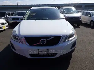 Volvo XC60 2010 Pearl