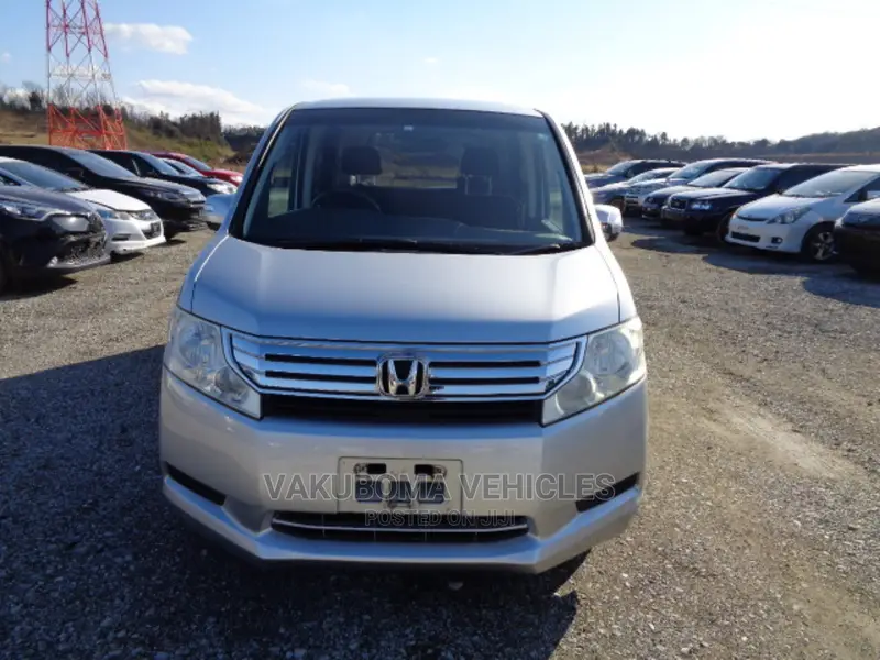 Honda Stepwgn 2009 Silver