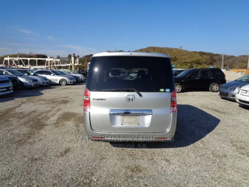 Honda Stepwgn 2009 Silver