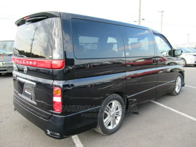 Nissan Elgrand 2005 Black